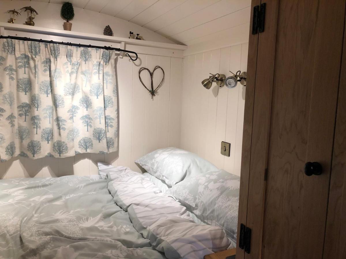 Woody'S Retreat Hotel Bolton by Bowland ภายนอก รูปภาพ